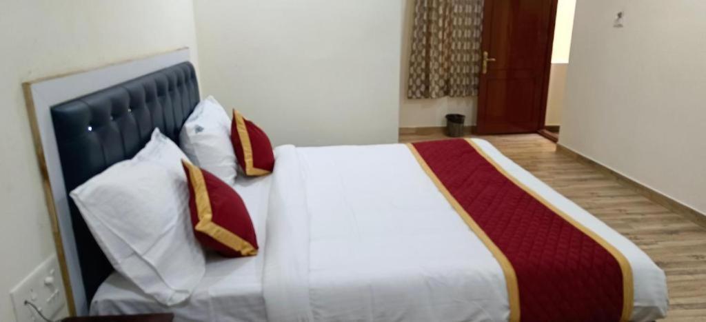 Pop Hotel Gvr Residency Guntūr Екстериор снимка